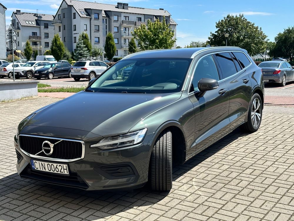 Volvo V60 II D4 Geartronic Momentum Pro 2020