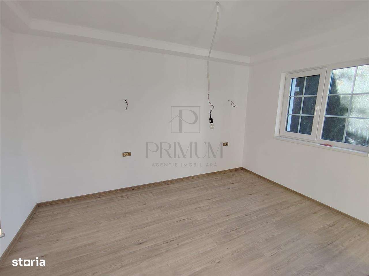 Duplex despartit prin garaj - finisaje de top - locatie excelenta - Imagine principală: 5/11