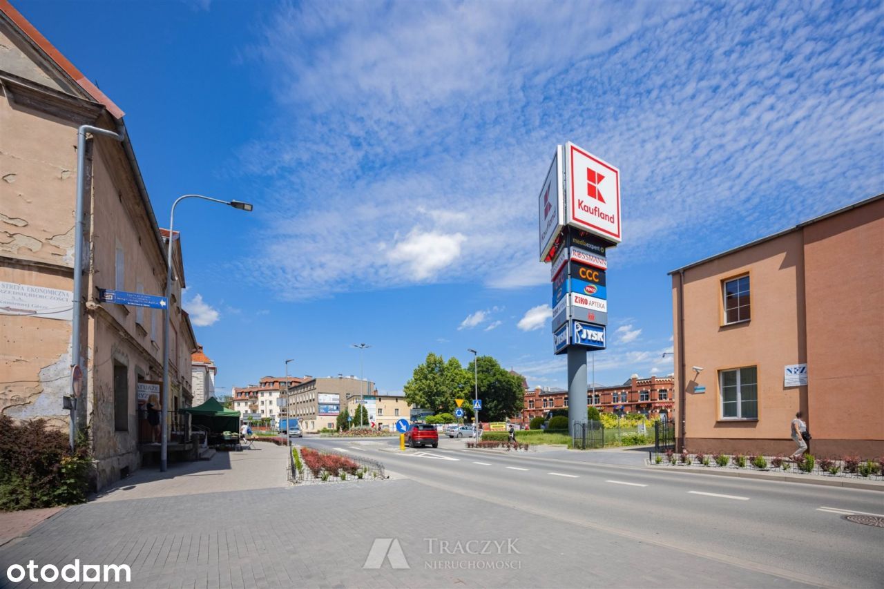 gotowy,parking,centrum,2wejścia,2lokale,handel