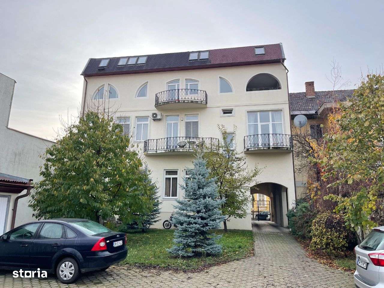 Apartament in asociatie + garaj , parcare , beci str. Marsillia - Imagine principală: 1/10