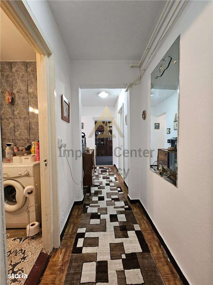 APARTAMENT de 108 mp  DE VANZARE CU 5 CAMERE, ET 1 IN STATIUNEA TURIST - Imagine principală: 4/20