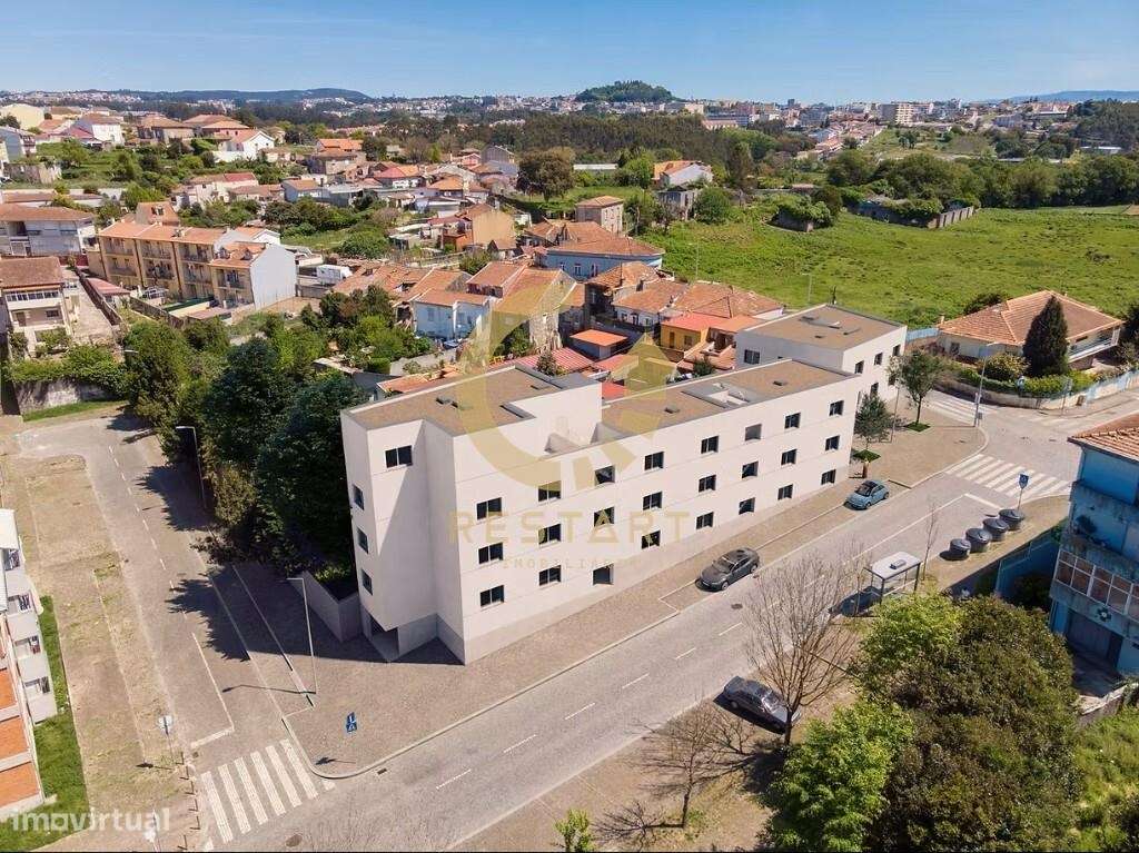 Apartamento T2 em  Campanhã com varanda e lugar de garagem - Grande imagem: 3/25