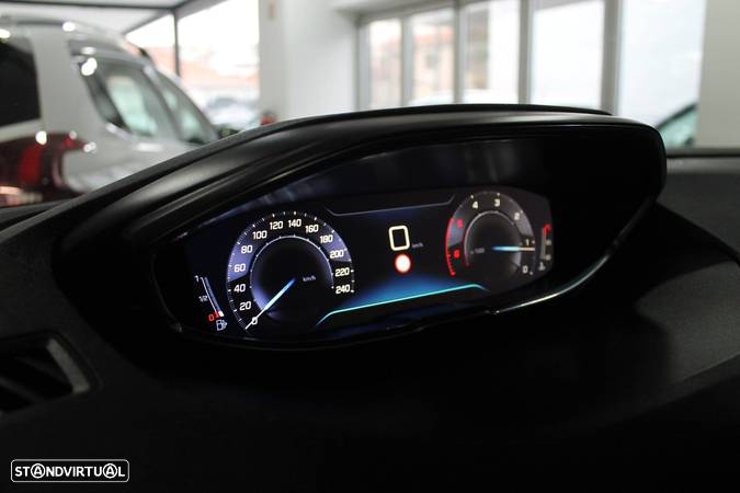 Peugeot 3008 1.5 BlueHDi Style - 21