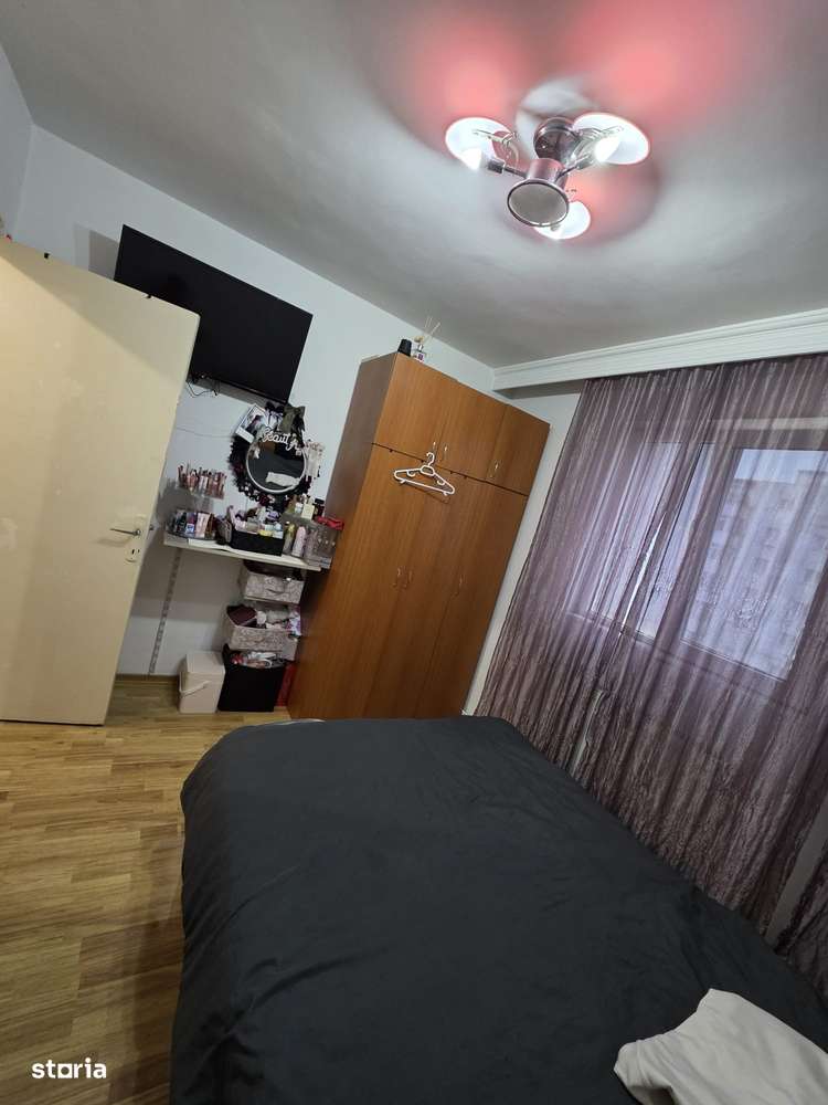 Apartament 2 camere decomandat zona Pacurari-1