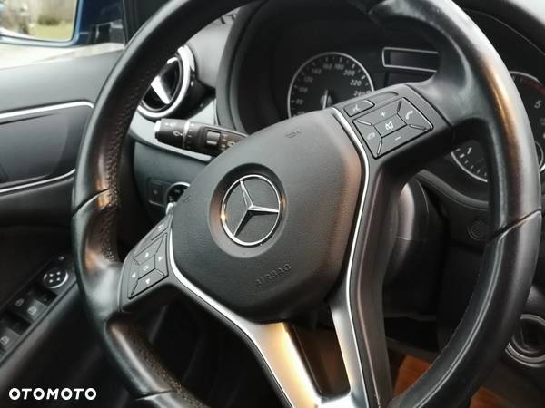 Mercedes-Benz Klasa B 180 CDI (BlueEFFICIENCY) - 10