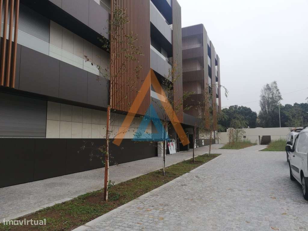 Apartamento T2 no centro da cidade Espinho. - Grande imagem: 2/38