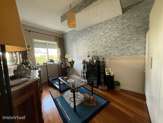 Apartamento T3 à venda em Monserrate-10