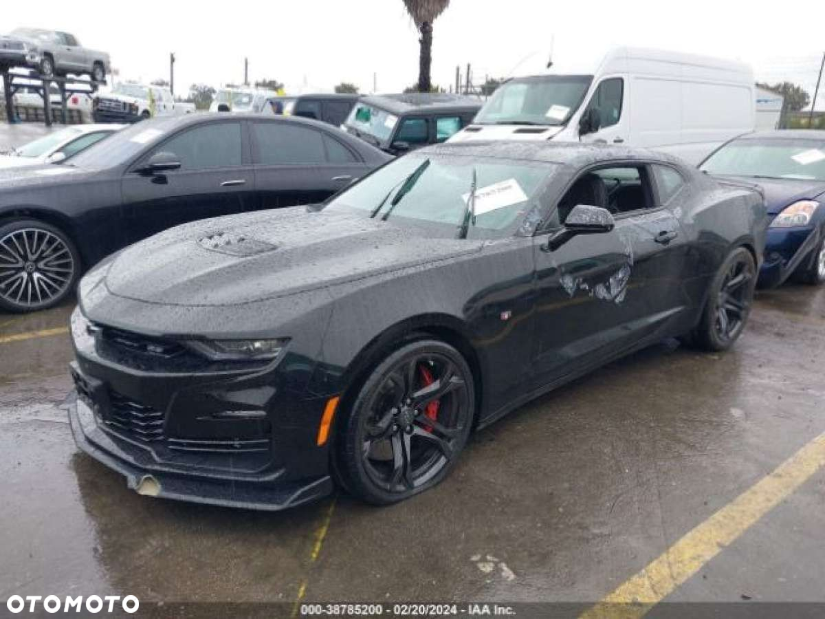 Chevrolet Camaro - 2