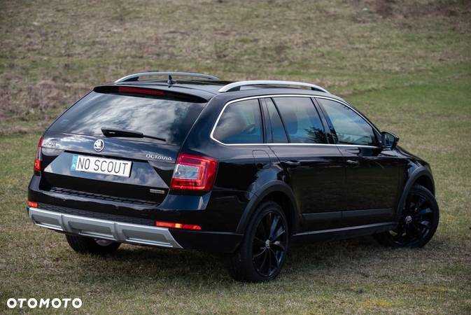 Skoda Octavia Scout 2.0 TDI 4x4 DSG - 4