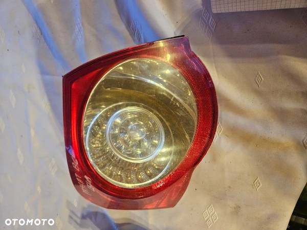 Lewa tylna lampa Europa VW Passat B6 - 2