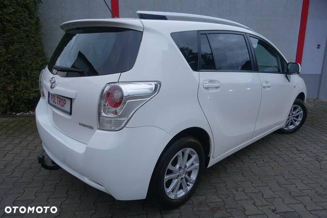 Toyota Verso - 4