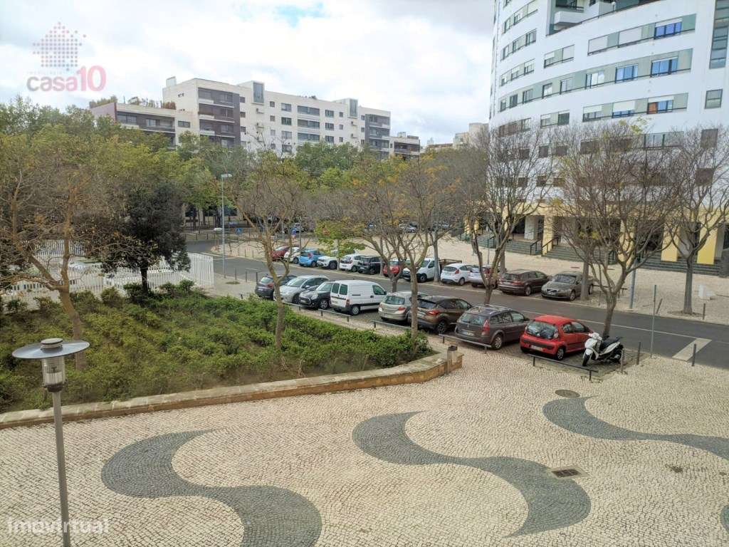 Apartamento T3 para venda na zona norte do Parque das Nações - Grande imagem: 1/28