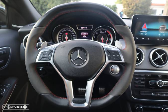 Mercedes-Benz GLA 45 AMG 4-Matic - 23