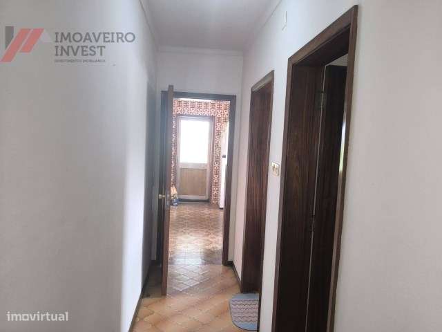 Quinta com Moradia Isolada e 4.450m² de Terreno Oiã Oliveira d Bairro-12