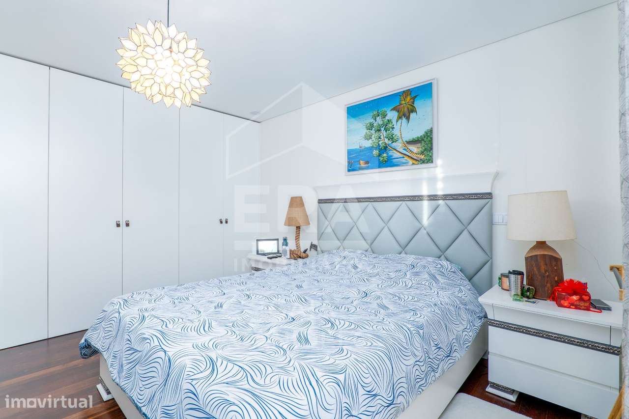 Moradia de Luxo com Piscina na Madalena-4