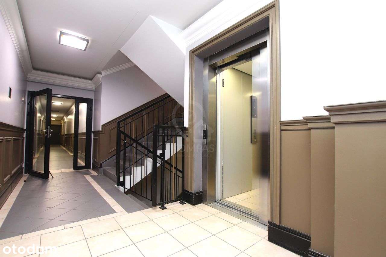 Uwr 3Min|Pwr 8Min| Blok 2016| Balkon | Wys.Stand-13