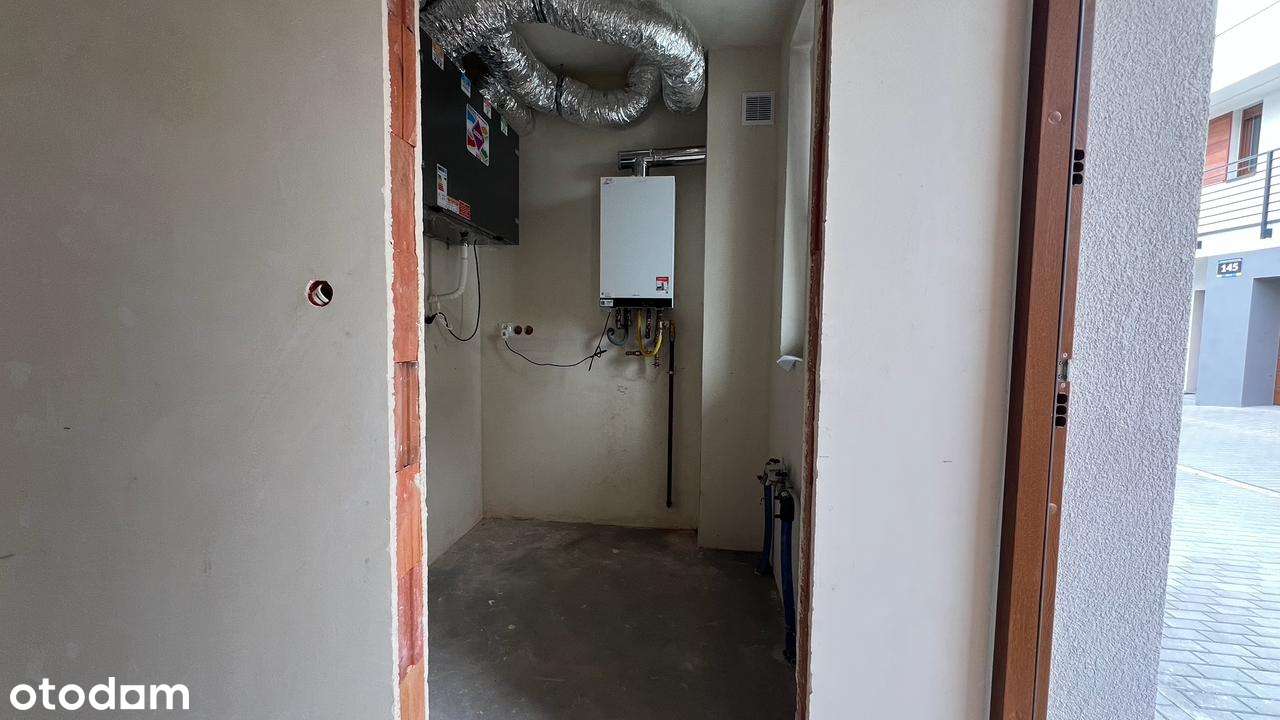 Nowoczesny segment przy ul. Norwida w Słupnie, zabudowie bliźniaczej.-16