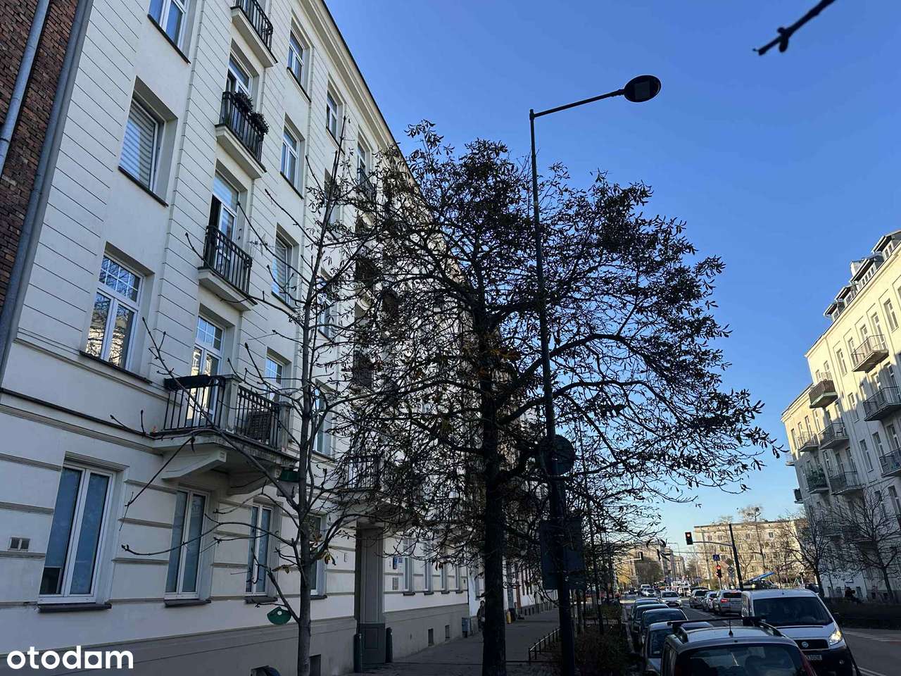 Kawalerka w prestiżowej kamienicy!-0