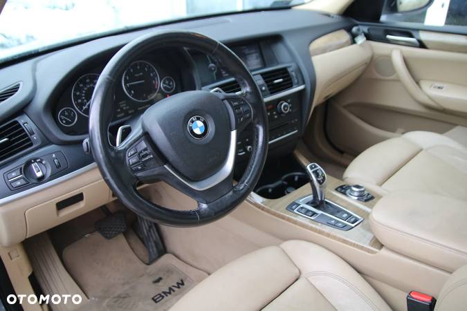 BMW X3 35i xDrive - 23