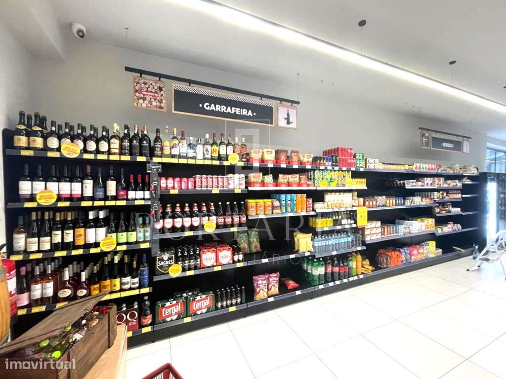 Trespasse de Mini-mercado no Centro Histórico de Aveiro - Grande imagem: 4/12