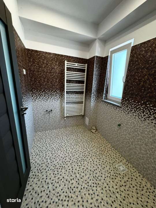 Apartament, 3 camere, 100 mp , zona centrala - Imagine principală: 5/7