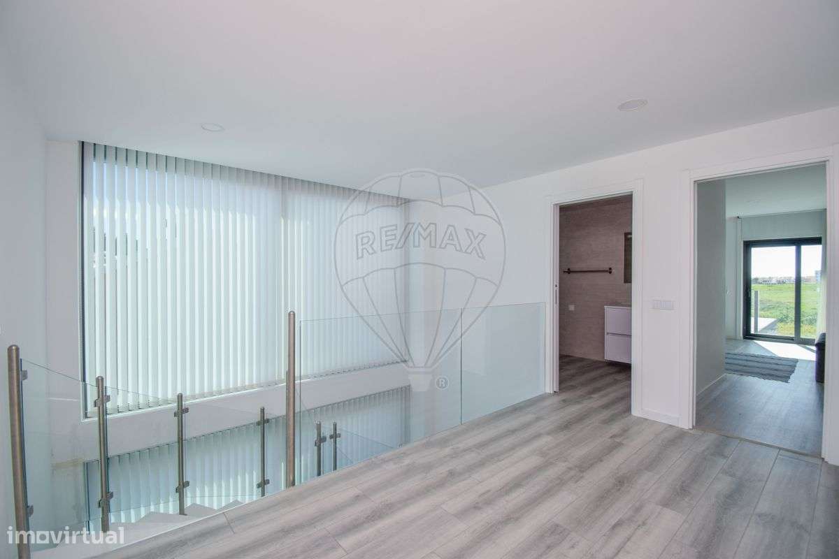 Moradia T5 para venda-22