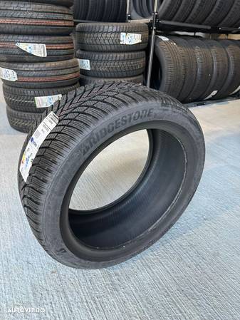 Anvelope noi de iarna 255/40 R18 Brigestone LM005 99V XL - 3