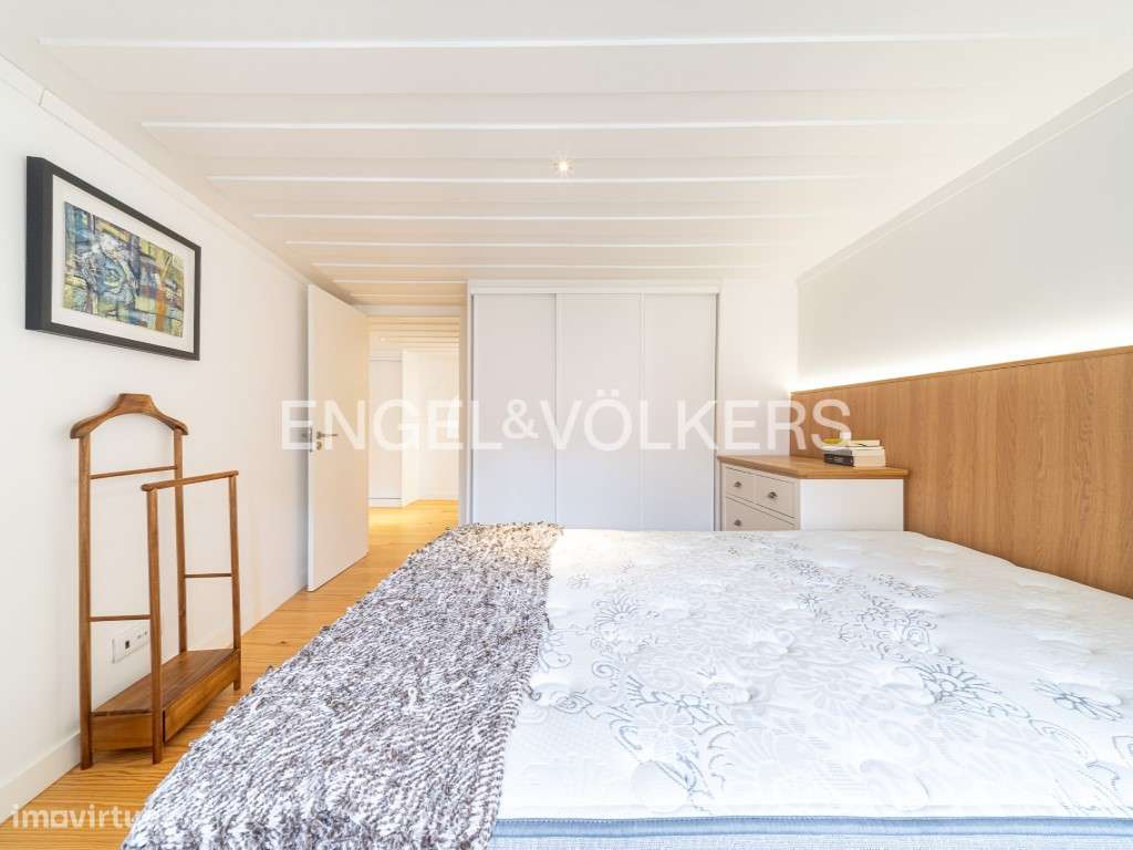 T2 Duplex mobilado em Martim Moniz-15