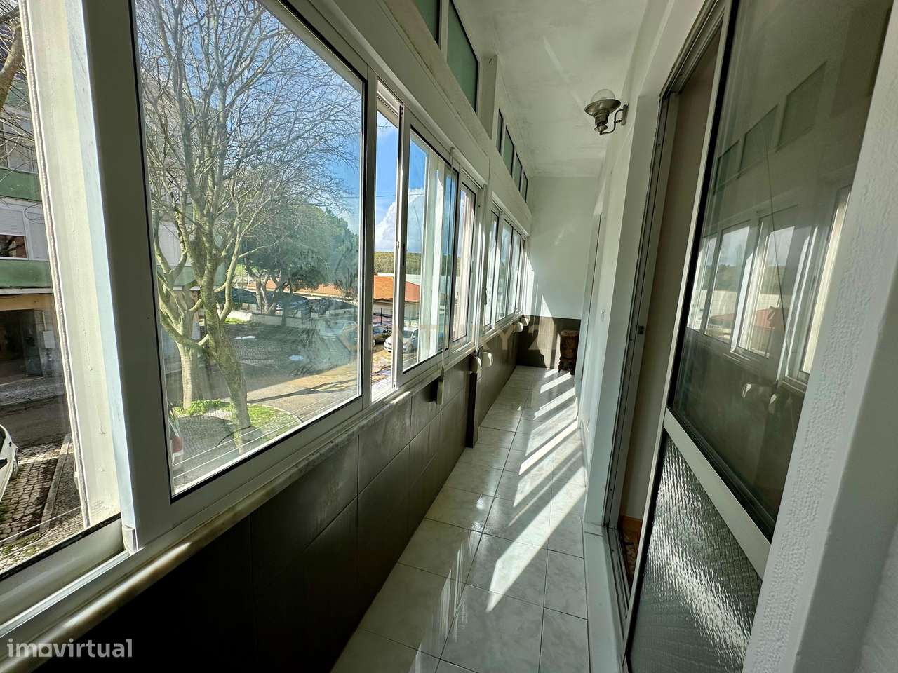 Apartamento T2 Almada - Grande imagem: 4/17