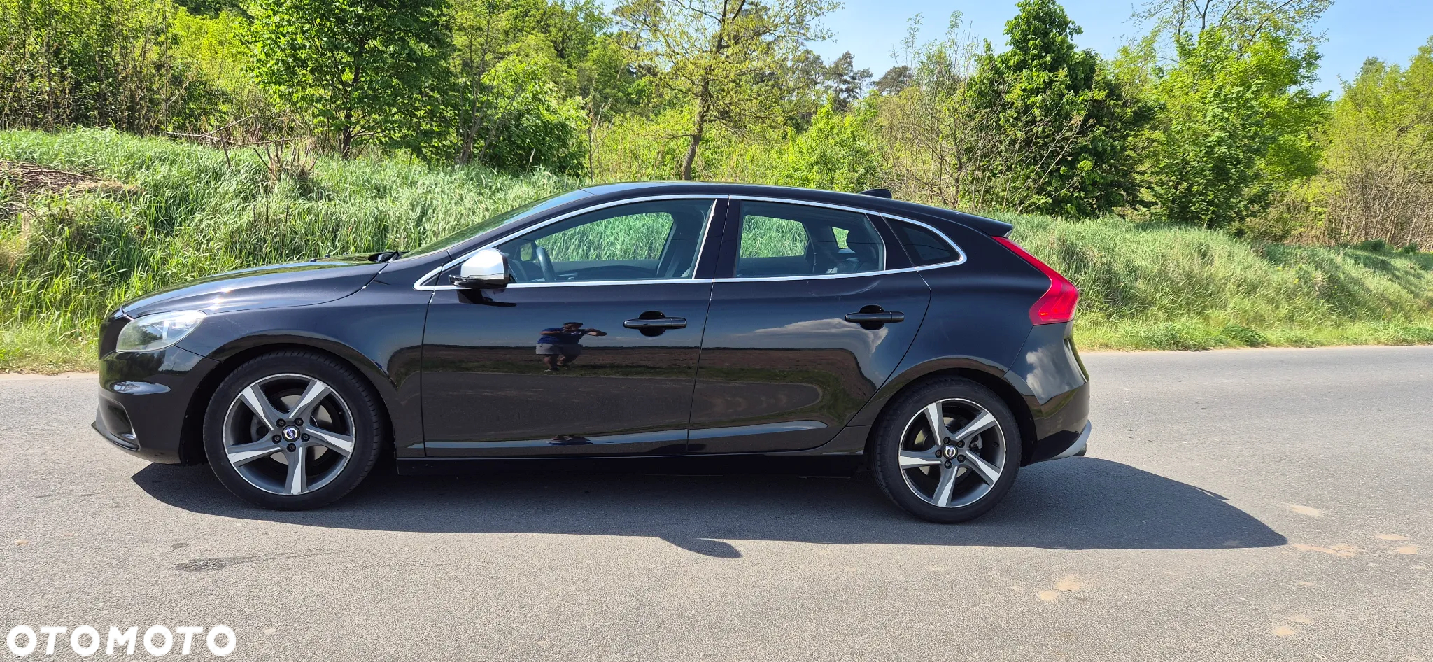 Volvo V40 D2 R-Design - 4