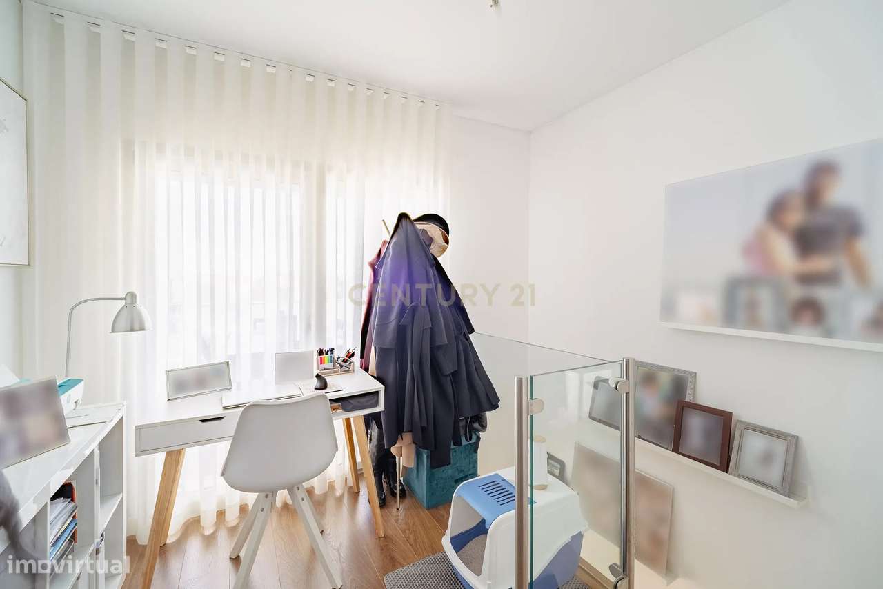 Apartamento T2 Duplex com terraço em condomínio privado-27