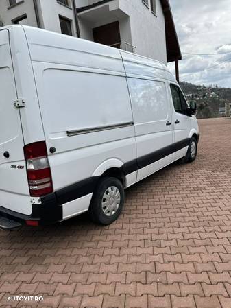 Mercedes-Benz Sprinter - 3