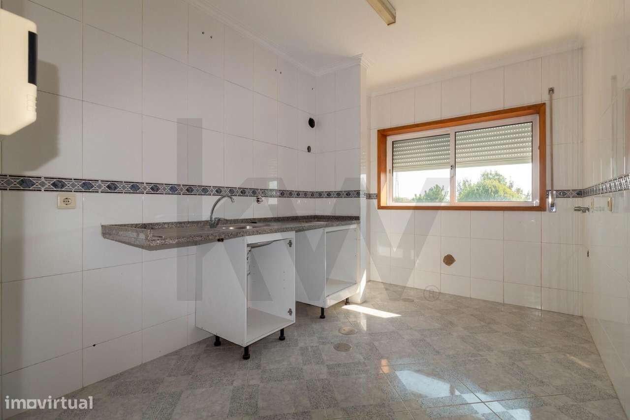 T2 ao Mercadona, em  Espinho, de 2 frentes  com garagem, varandas  22 - Grande imagem: 4/46