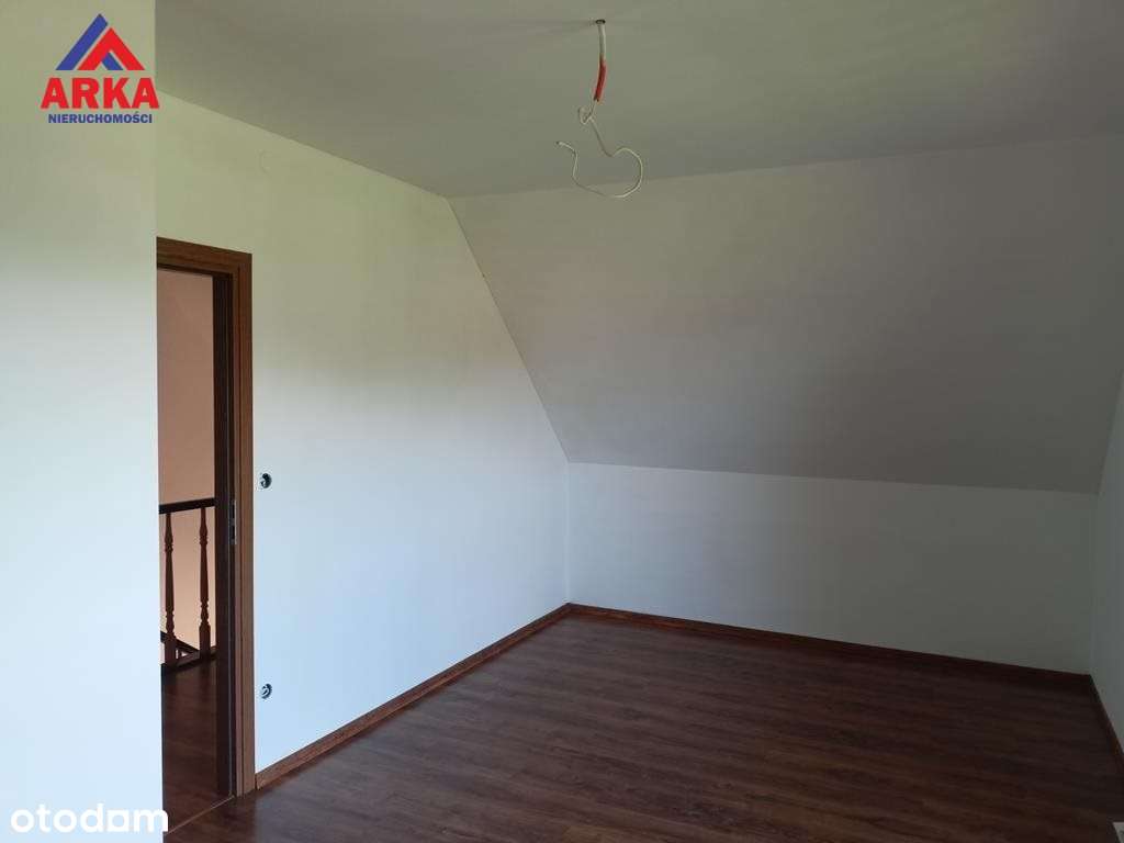 Dom na widokowej działce w Tymbarku-13