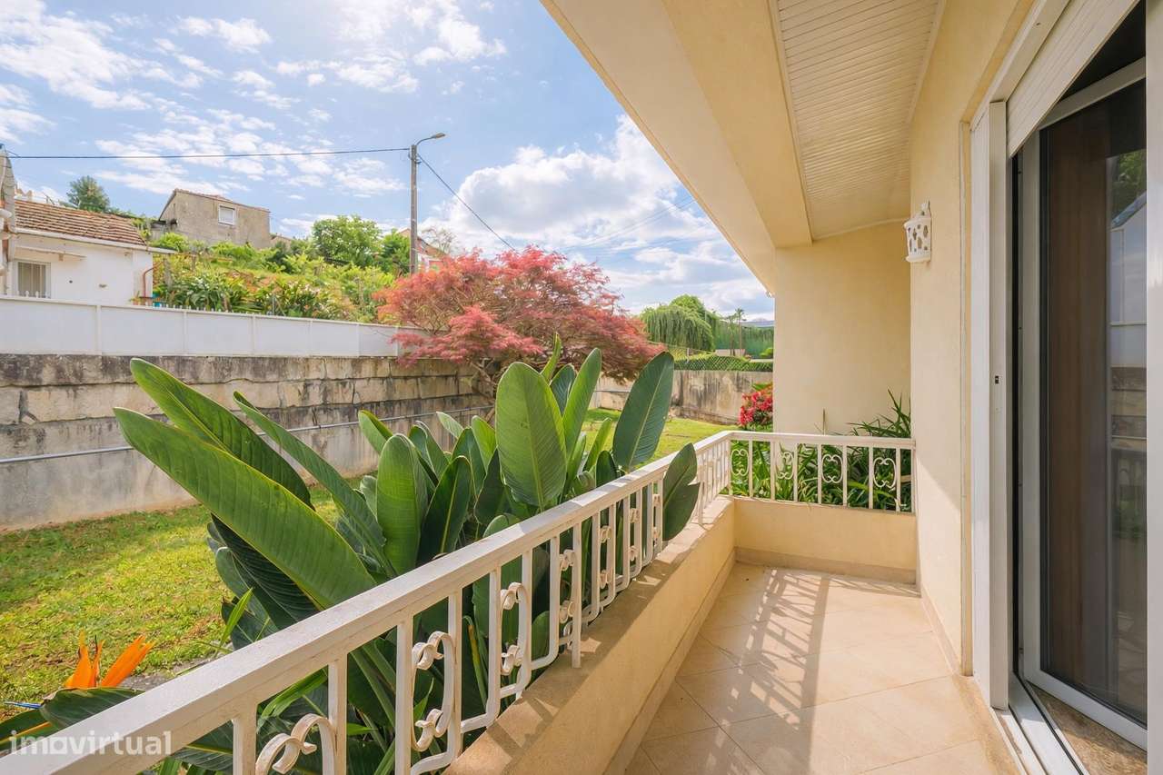 Moradia Independente T5 | Jovim (Atães) | Vista Panorâmica Rio Douro-16