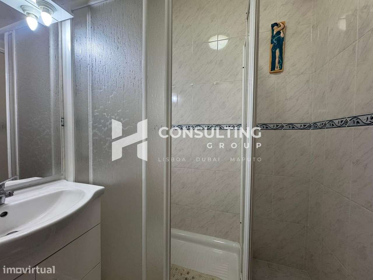 Apartamento T2 Venda em Mina de Água,Amadora-18