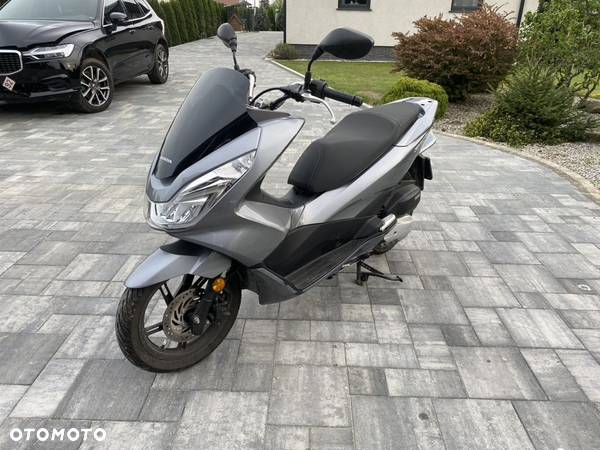 Honda PCX - 1