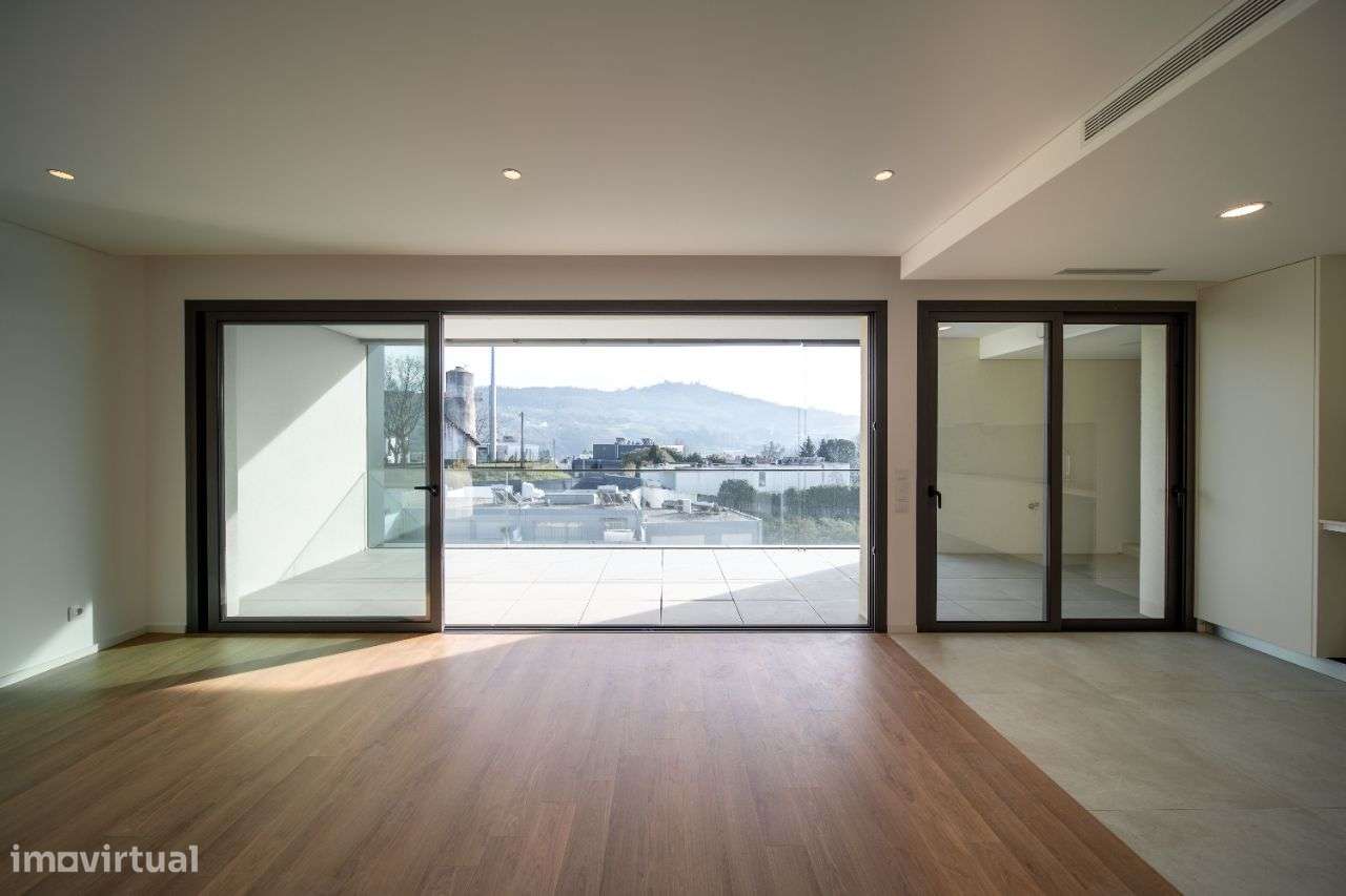 Apartamento T4 no empreendimento Indigo Villa-5