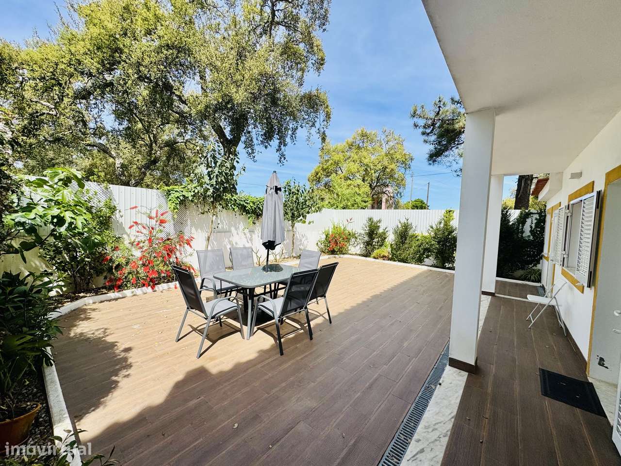 Moradia t3 garagem box jardim Charneca da Cotovia Sesimbra-18