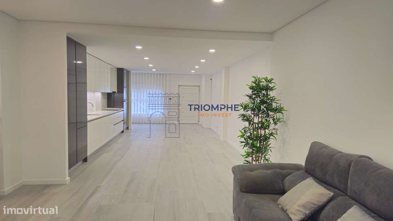 T2 Renovado Terraço 86m2 + Garagem, Casal de Cambra - Grande imagem: 5/16