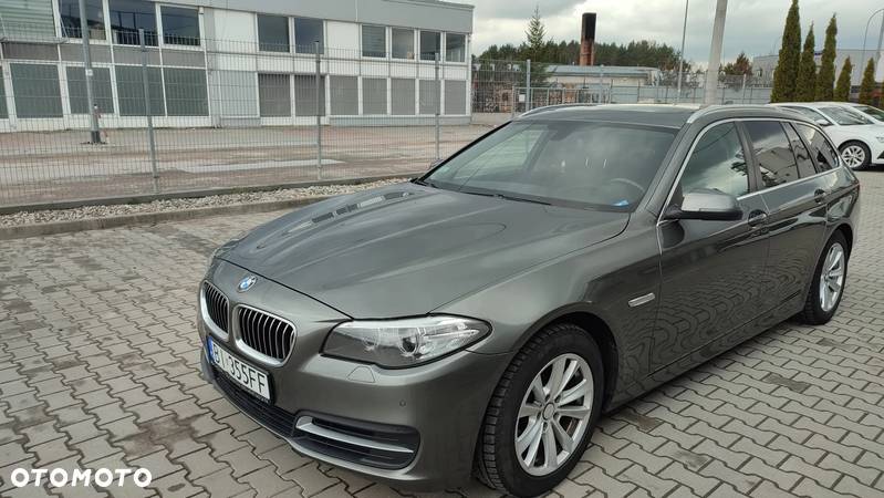 BMW Seria 5 518d Touring - 14