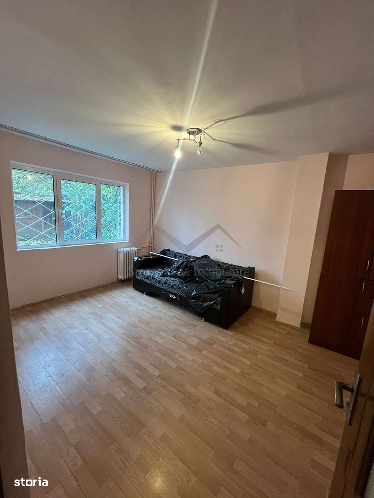 Apartament 1 camera decomandat Nicolina - Imagine principală: 4/8