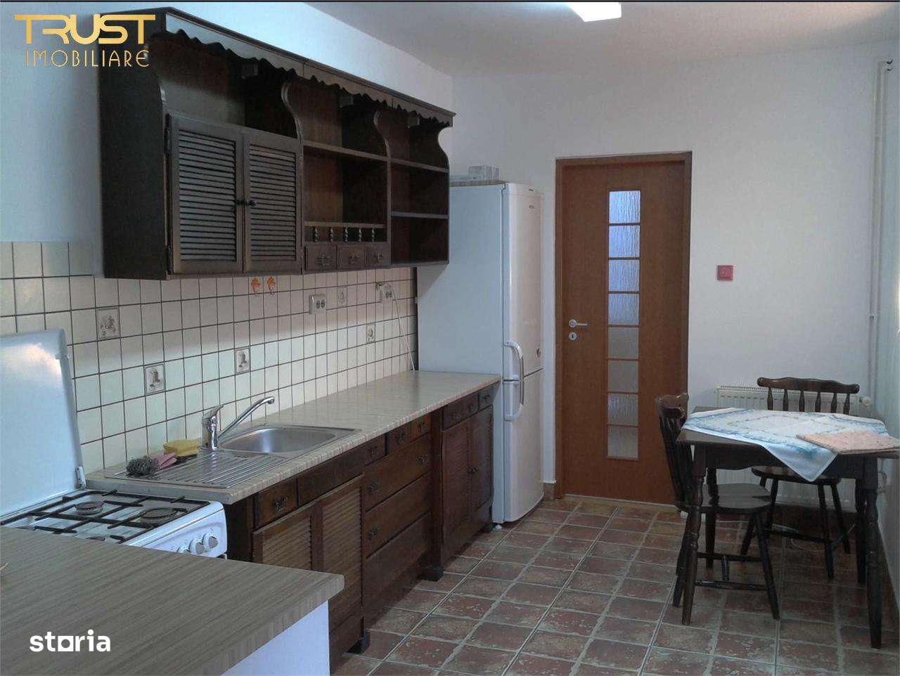 1 Camera I Andrei Muresanu I Parcare I Curte - Imagine principală: 4/5