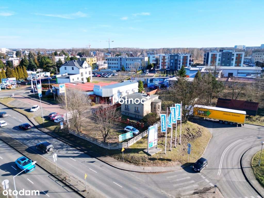 Dom z dużą działką pod komercyjną działalność