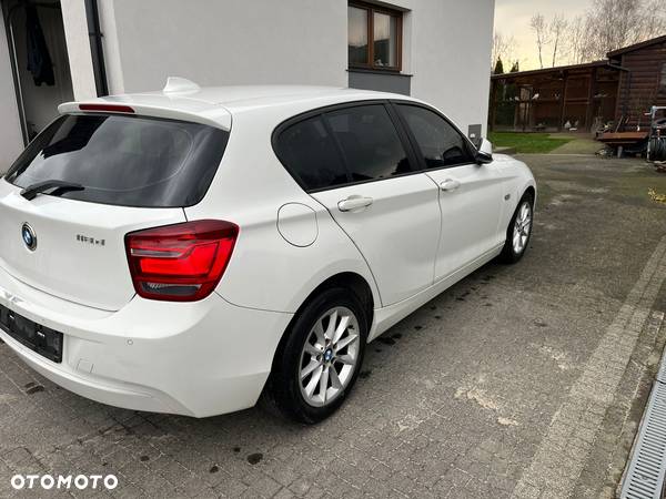 BMW Seria 1 118d Sport Line - 7