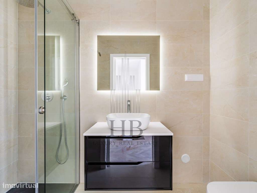 Apartamento T2 com Rooftop Privado, Piscina e Vista Panorâmica-37