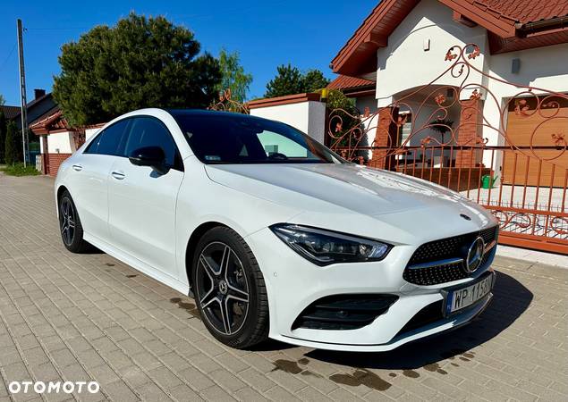 Mercedes-Benz CLA 220 4-Matic AMG Line 7G-DCT - 2