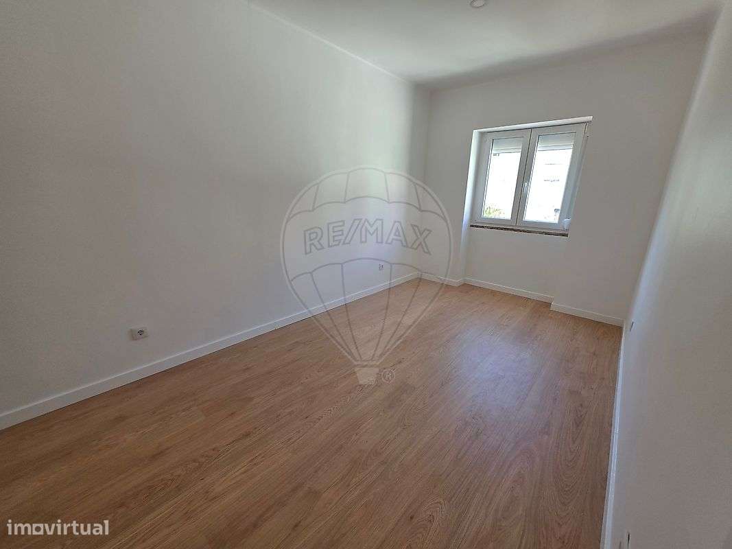 Apartamento T2 para arrendamento - Grande imagem: 5/7