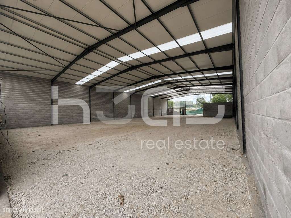 Pavilhão Industrial Novo numa Localização Estratégica | Oleiros-8