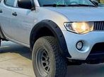 Mitsubishi L200 2.5 DI-D CD Invite AC+ABS - 8